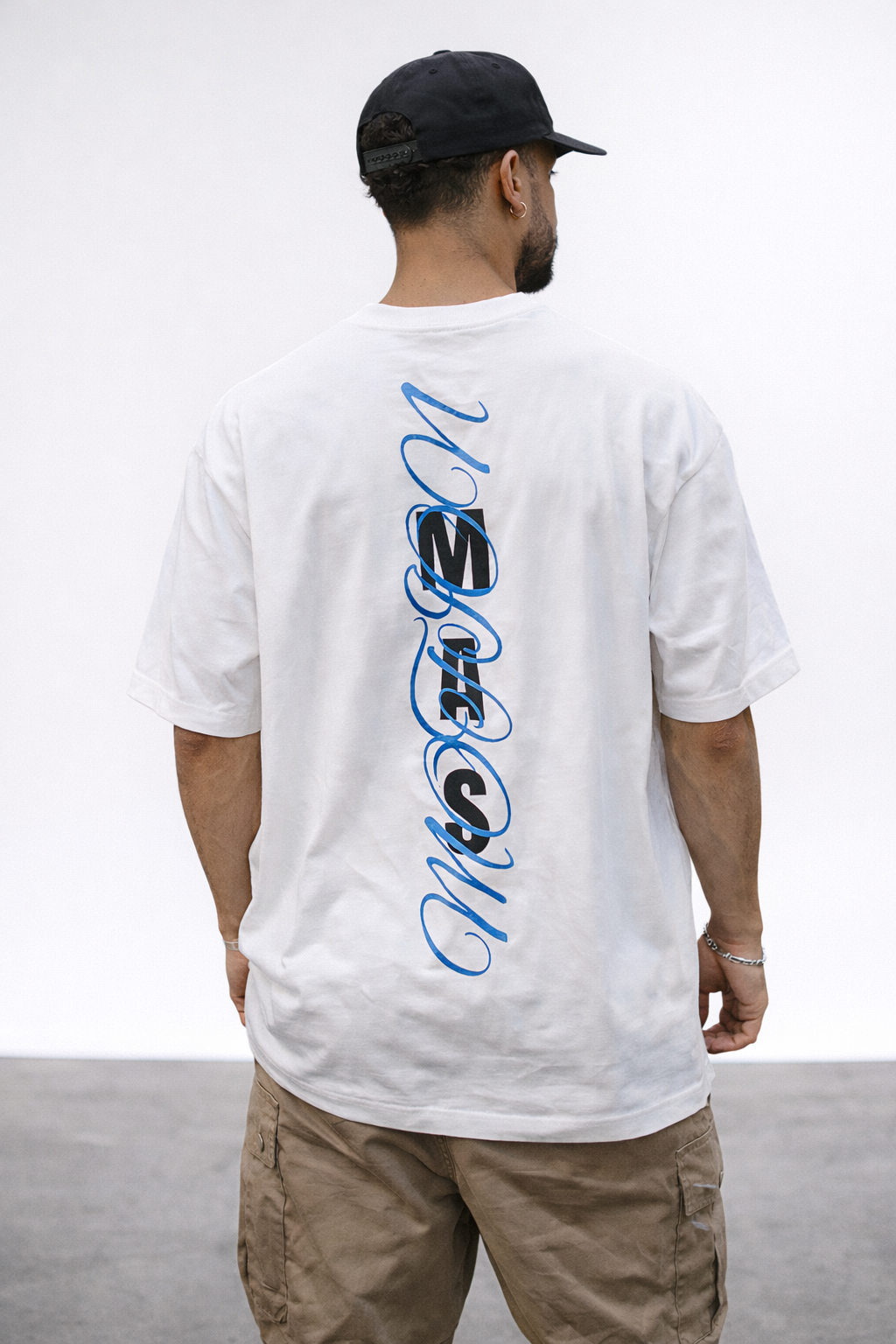 Drop shoulder, over sized t-shirt