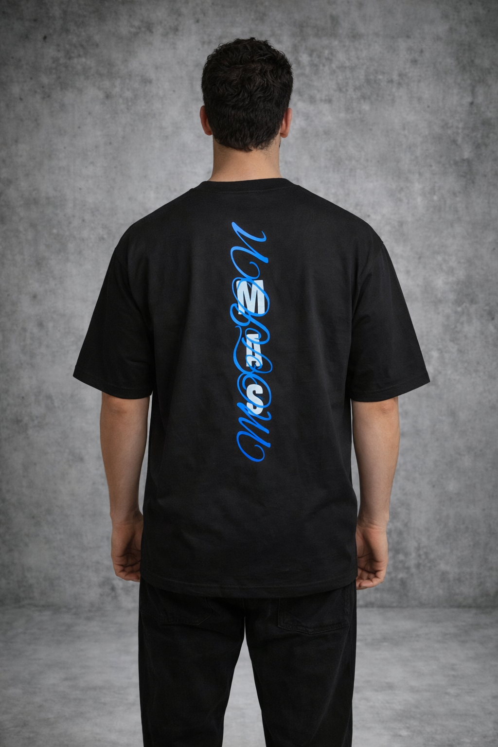 Drop shoulder, over sized t-shirt